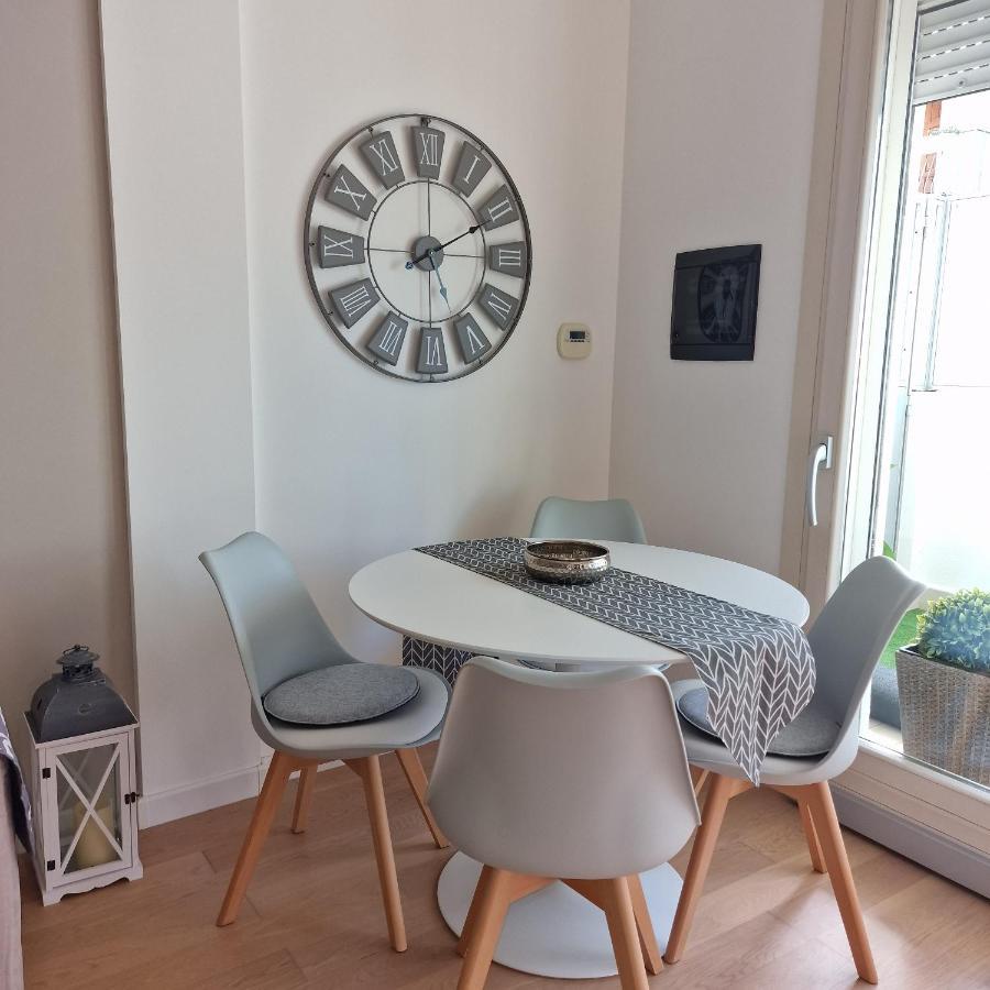 Nora Apartment Pula Ngoại thất bức ảnh
